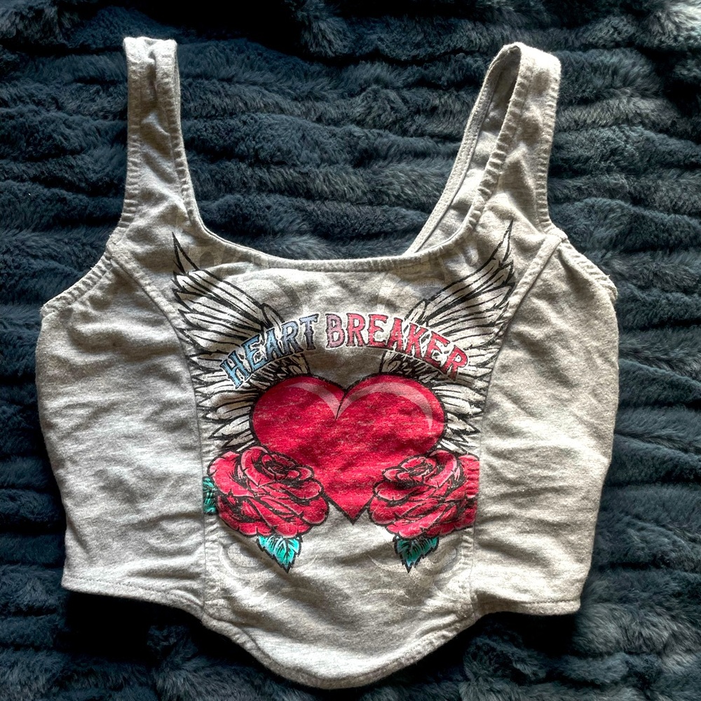 Y2K “Heartbreaker” cropped tank, streetwear society.